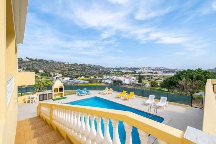Camila - Ideal Location Ten-min Walk To Marina Vakantiehuis
